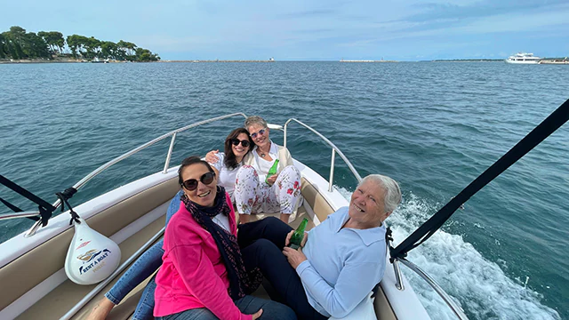 Rent A Boat Poreč - WATERSPORTS TOUR